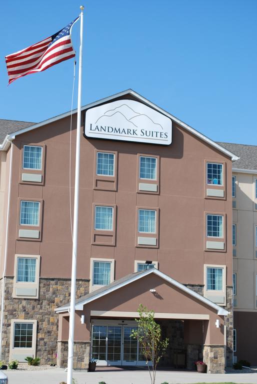 Landmark Suites - Williston Exterior foto