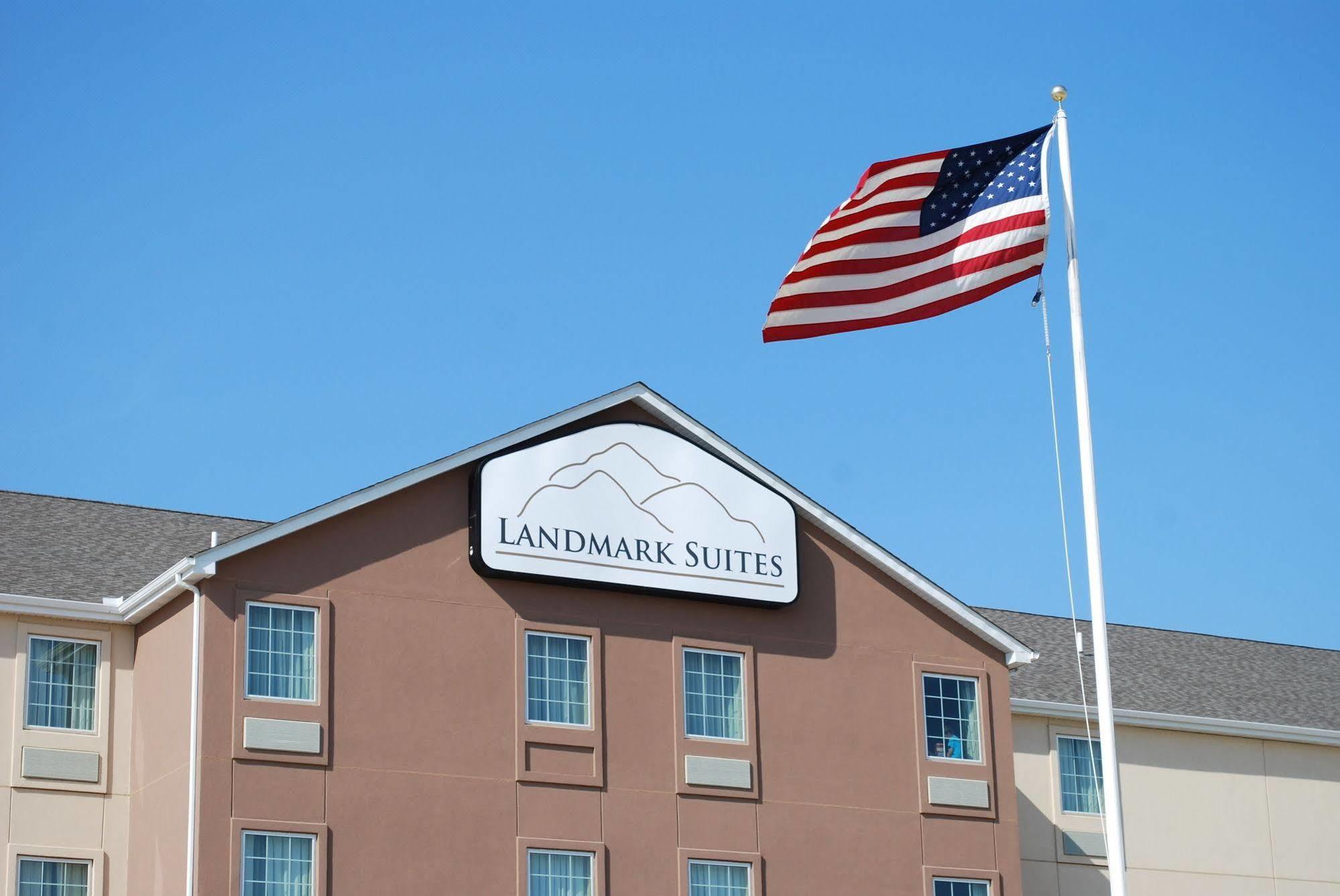 Landmark Suites - Williston Exterior foto